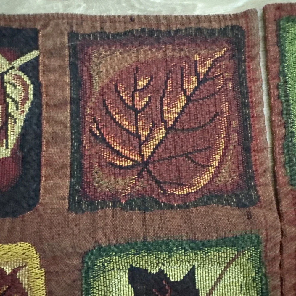 SET OF 4 TAPESTRY PLACE MATS  13